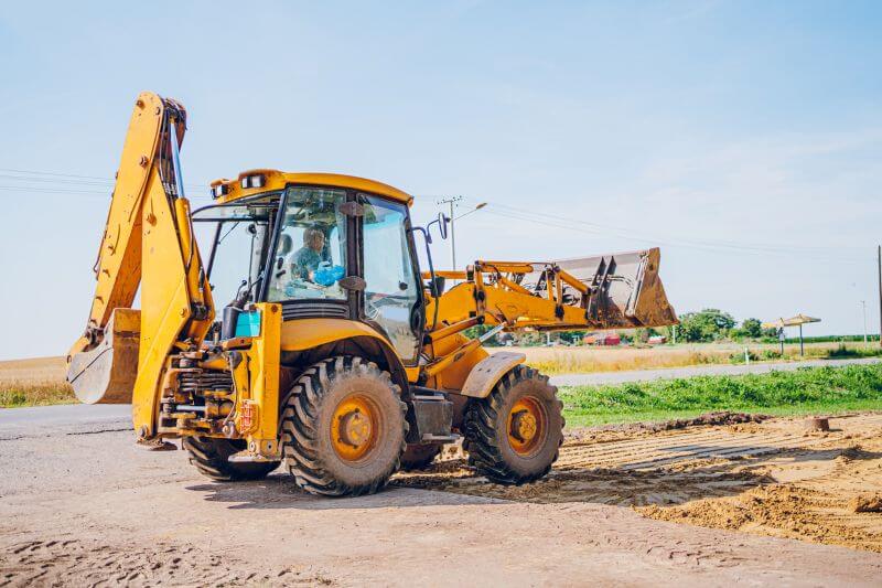 backhoe-lease-1